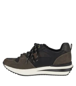 Cabriole Sneaker