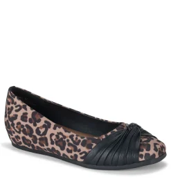Chainey Casual Flat