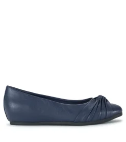 Chainey Casual Flat