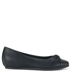 Chainey Casual Flat