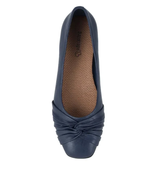 Chainey Casual Flat