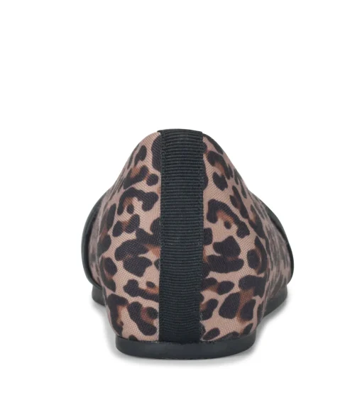 Chainey Casual Flat