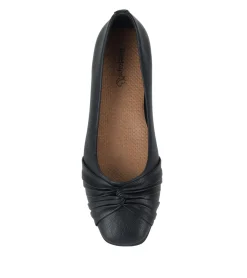 Chainey Casual Flat
