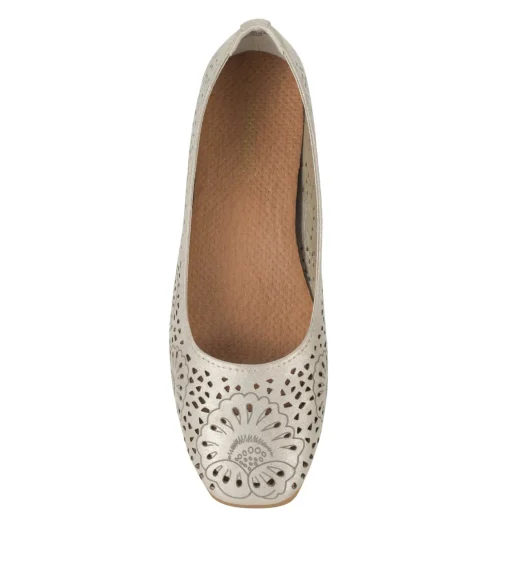 Chika Casual Flat