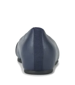Colette Flat