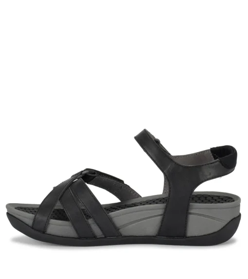 Danny Sandal