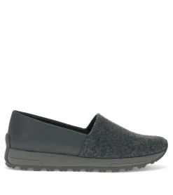 Gennie Slip On