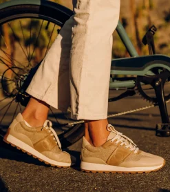 Gwenda Lace Up Sneaker