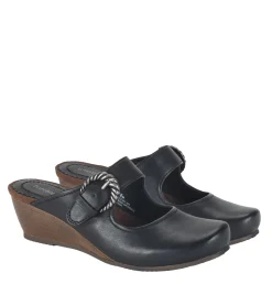 Luna Mary Jane Mule