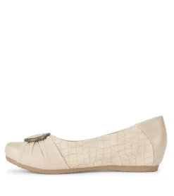 Mabely Flat