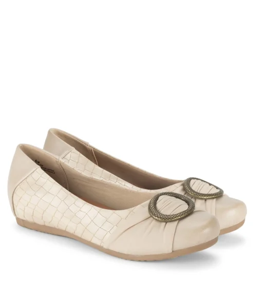 Mabely Flat