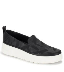Nevin Slip On Sneaker