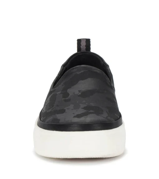 Nevin Slip On Sneaker