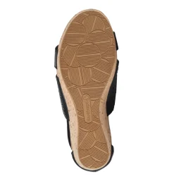 Raisie Wedge Sandal
