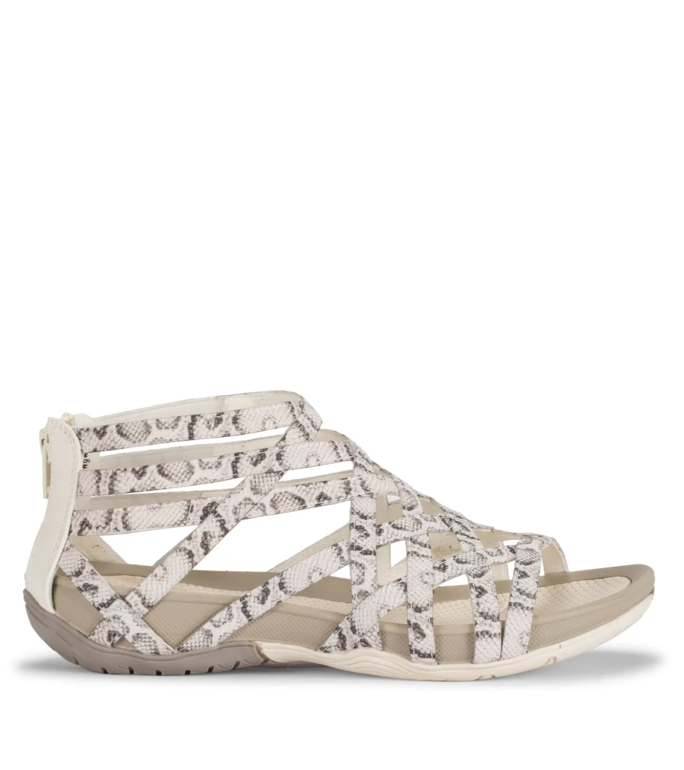 Samina Sandal
