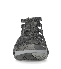 Samina Sandal