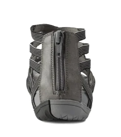 Samina Sandal