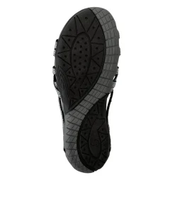 Samina Sandal