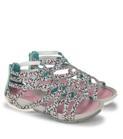 Samina Sandal