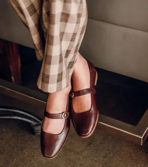 Teagan Mary Jane Flat