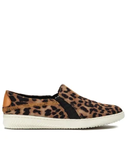 Yadier Slip On Sneaker