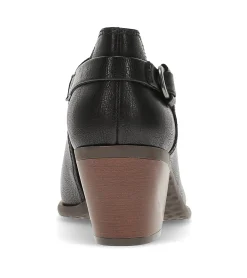 Yanah Block Heel Ankle Bootie
