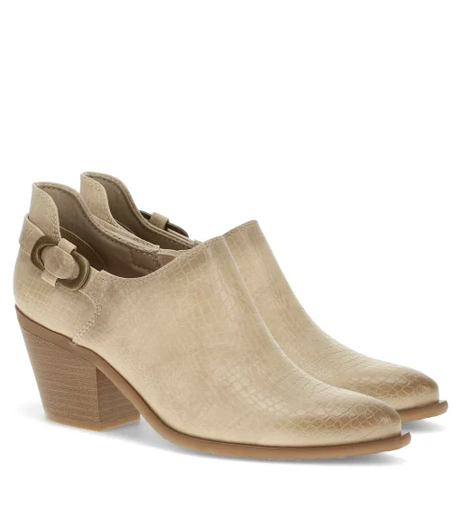 Yanah Block Heel Ankle Bootie